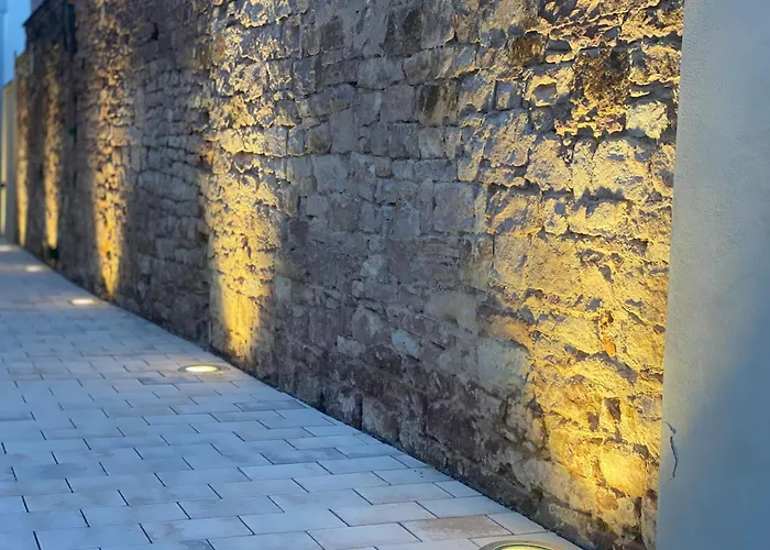 Grosse Linde Hotel *