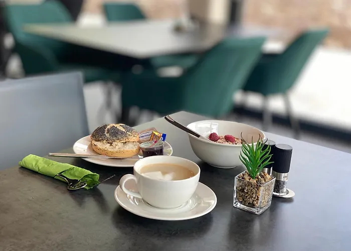 Grosse Linde Hotell *